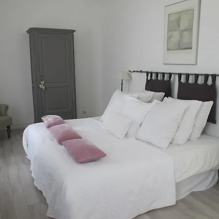 La Maison De Cosi Bed & Breakfast