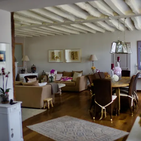 La Maison De Cosi Bed & Breakfast *