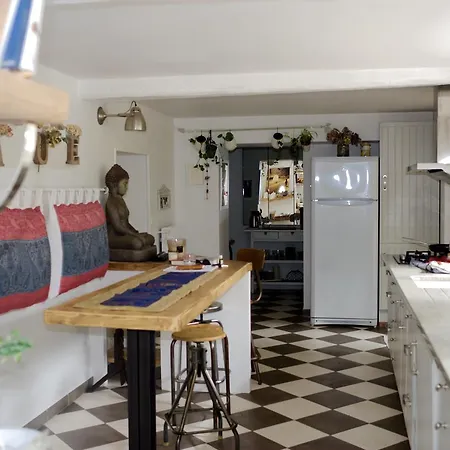 La Maison De Cosi Mere
